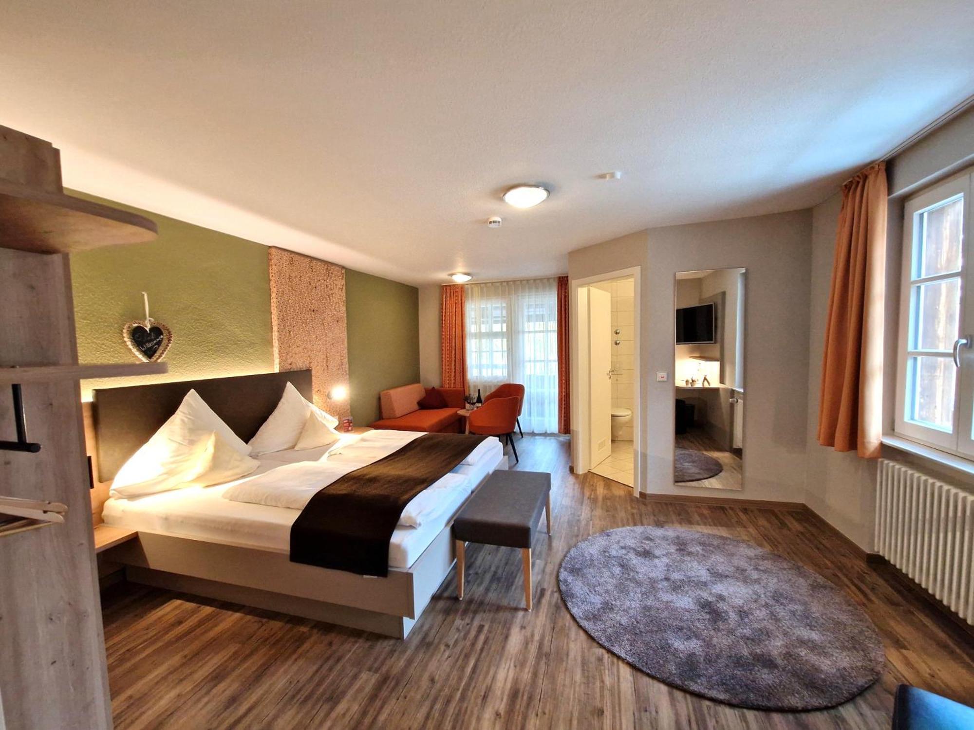Hotel-Gasthaus Goldener Engel Glottertal Luaran gambar