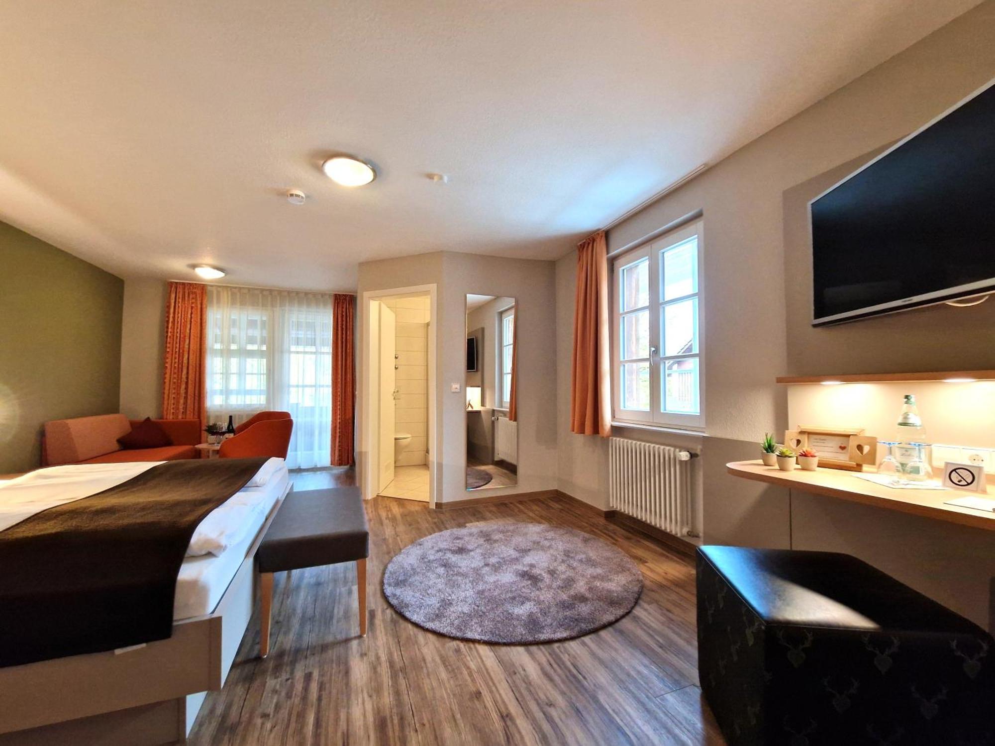 Hotel-Gasthaus Goldener Engel Glottertal Luaran gambar