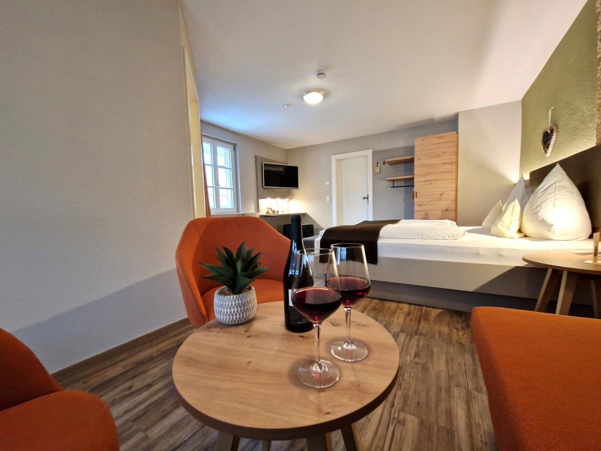 Hotel-Gasthaus Goldener Engel Glottertal Luaran gambar