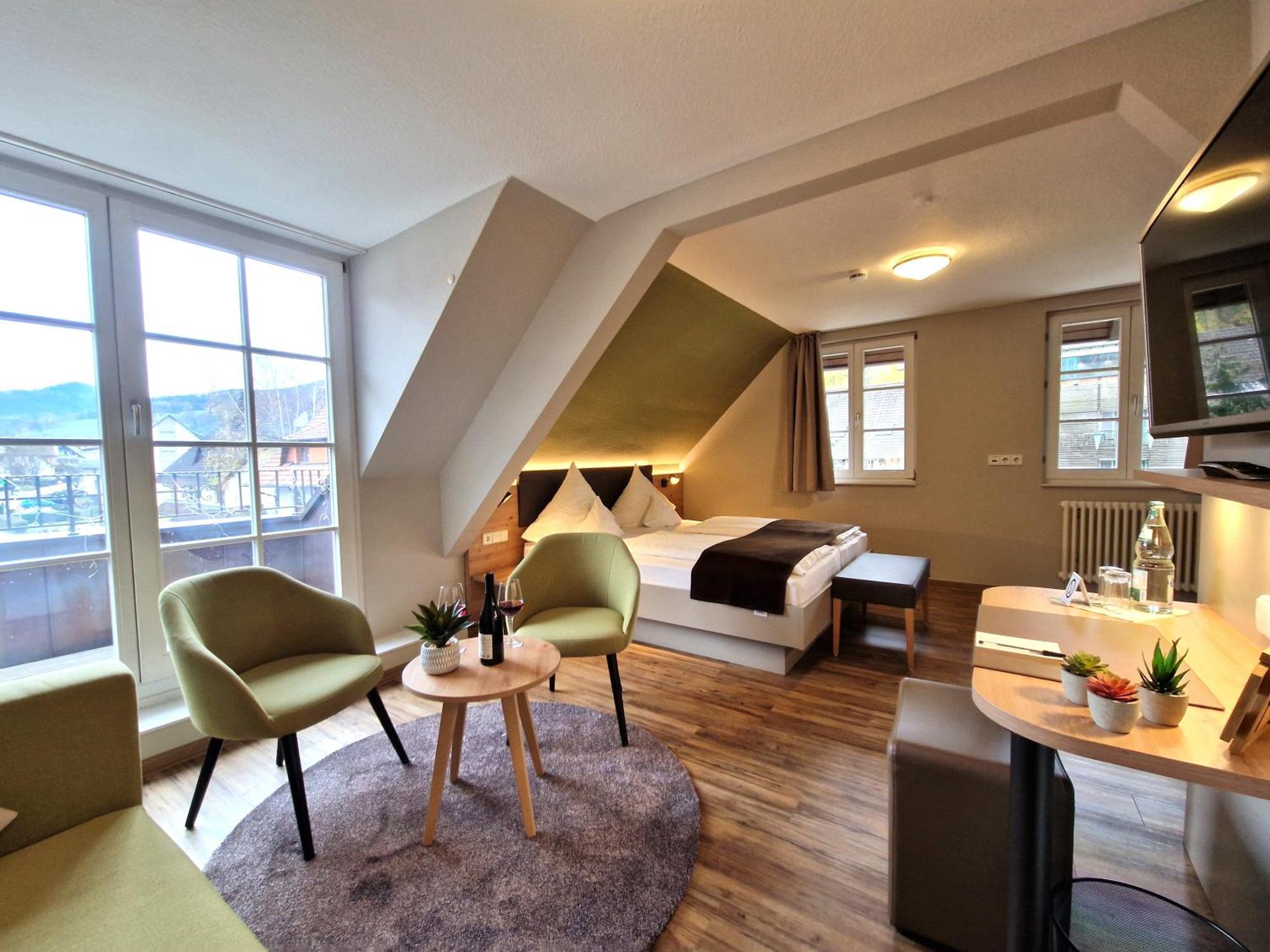 Hotel-Gasthaus Goldener Engel Glottertal Luaran gambar