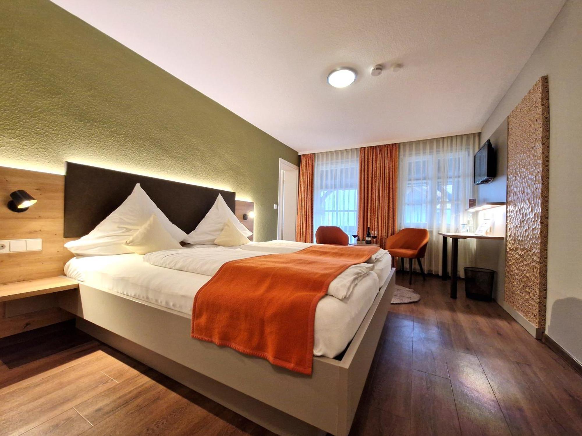 Hotel-Gasthaus Goldener Engel Glottertal Luaran gambar